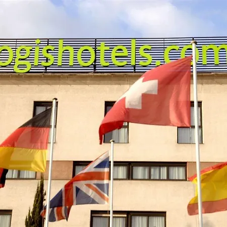 Hotel Logis Lyon Est Porte De L'ain Saint-Maurice-de-Beynost