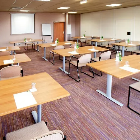 Logis Lyon Est Porte De L'ain Hotel 4*