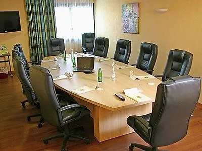 Logis Lyon Est Porte De L'ain 4* Saint-Maurice-de-Beynost