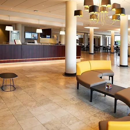 Logis Lyon Est Porte De L'ain Hotel Saint-Maurice-de-Beynost