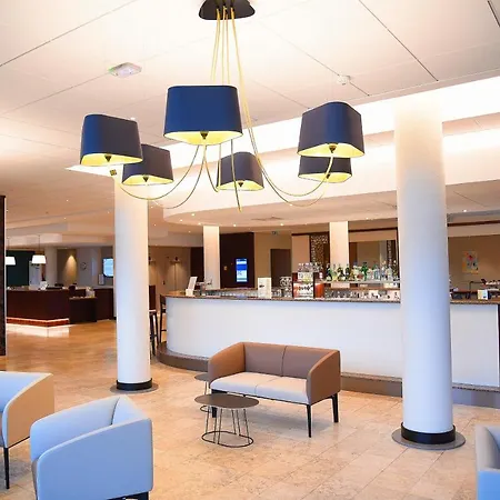 Hotel Logis Lyon Est Porte De L'ain