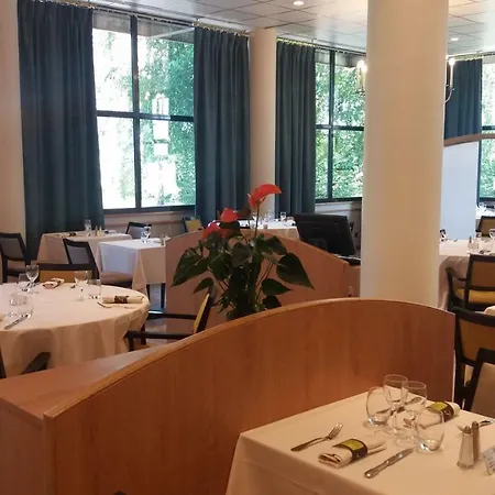 Logis Lyon Est Porte De L'ain Saint-Maurice-de-Beynost