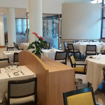 Logis Lyon Est Porte De L'ain Hotel