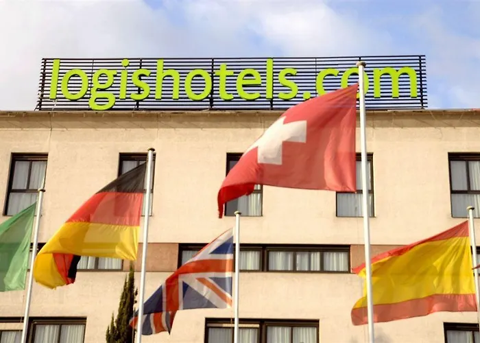 Hotell Logis Lyon Est Porte De L'ain Saint-Maurice-de-Beynost