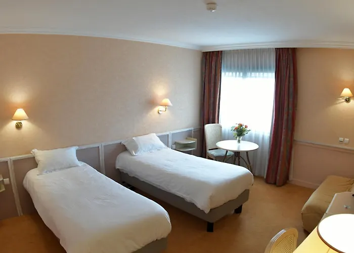 Logis Lyon Est Porte De L'ain