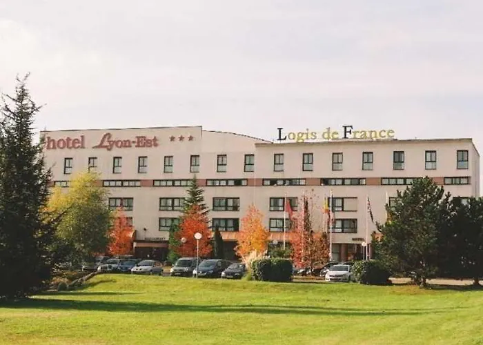 Hotell Logis Lyon Est Porte De L'ain