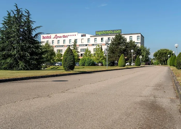 Hotell Logis Lyon Est Porte De L'ain