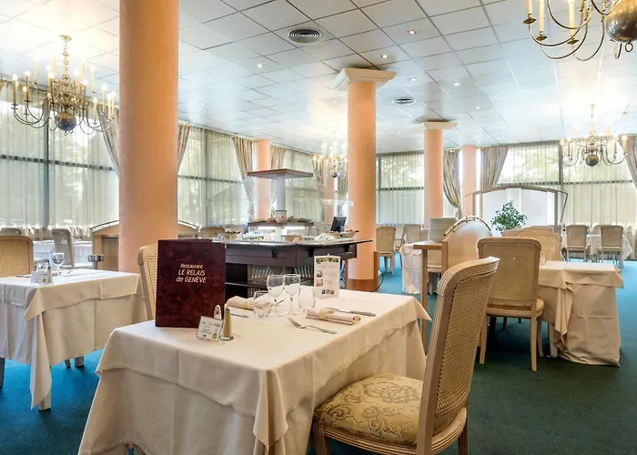 Hotell Logis Lyon Est Porte De L'ain Saint-Maurice-de-Beynost