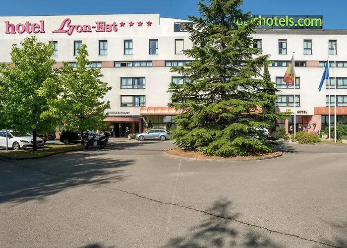 Hotell Logis Lyon Est Porte De L'ain