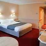Hotel Logis Lyon Est Porte De L'ain