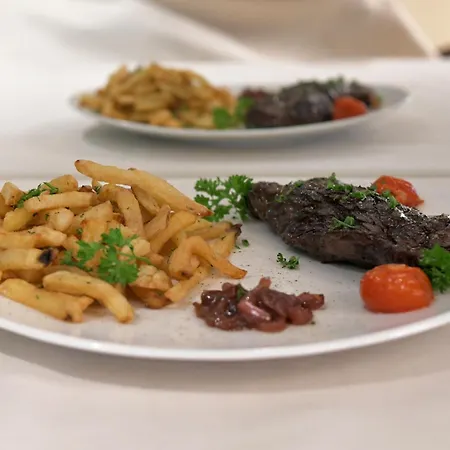 Hotel Logis Lyon Est Porte De L'ain Saint-Maurice-de-Beynost