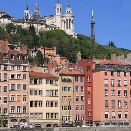 Logis Lyon Est Porte De L'ain Hotel Saint-Maurice-de-Beynost