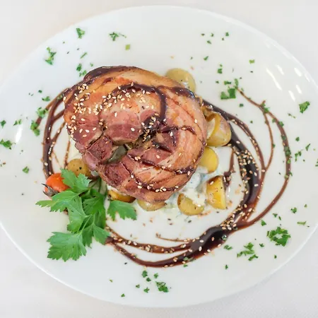 Hotel Logis Lyon Est Porte De L'ain Saint-Maurice-de-Beynost