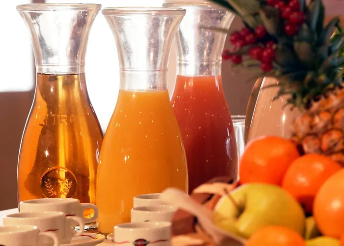 Hotel Logis Lyon Est Porte De L'ain